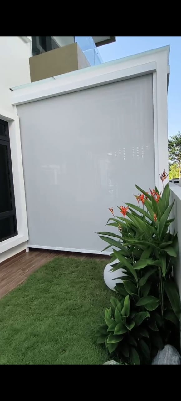 ZIP ROLLER BLINDS